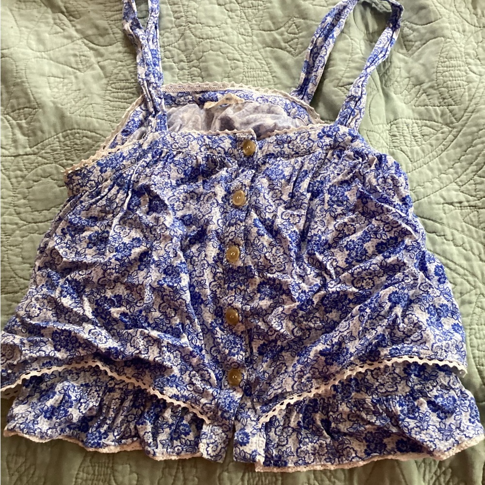 women’s crop top
